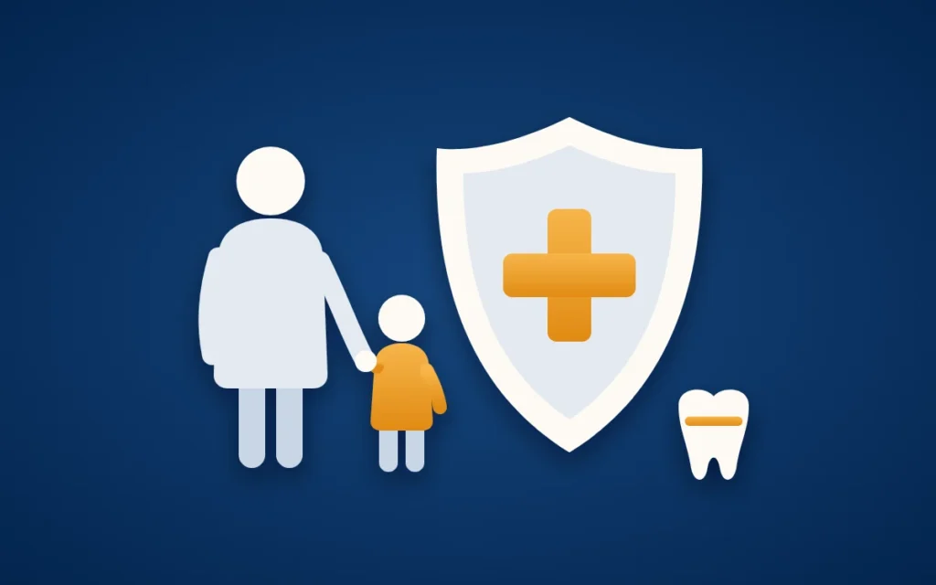 Ein stilisierter Elternteil hält ein kleines Kind an der Hand, daneben ein Schild mit goldenem Kreuz und ein heller Zahn, als Bild für die Krankenversicherung für Kinder.