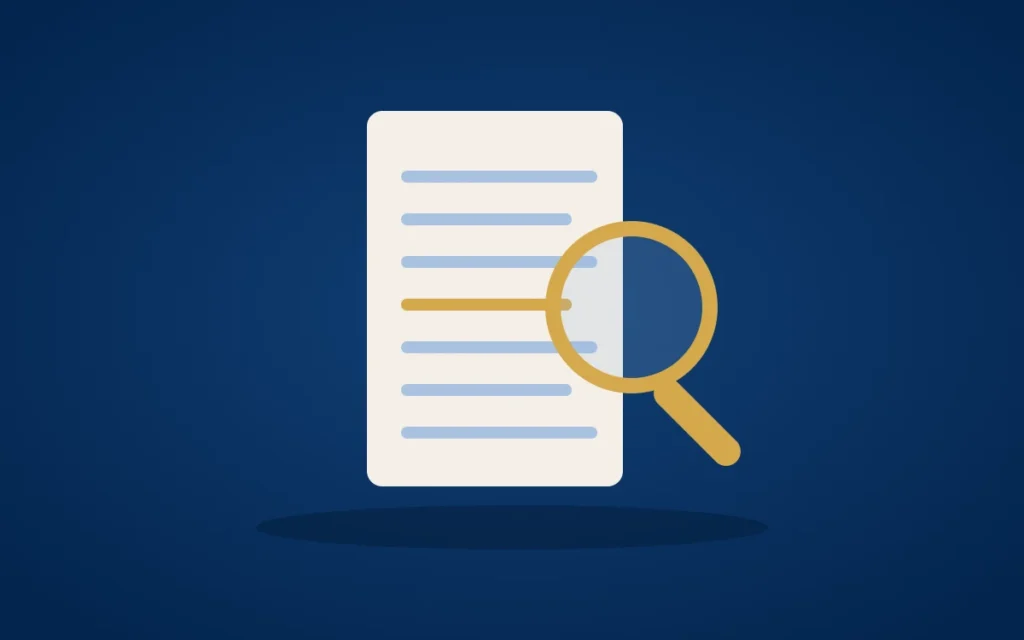 Ein Blatt mit Zeilen, eine goldene Lupe hebt eine Zeile hervor. Symbol für das Lesen der Patientenquittung und das Finden falscher Diagnose-Codes.